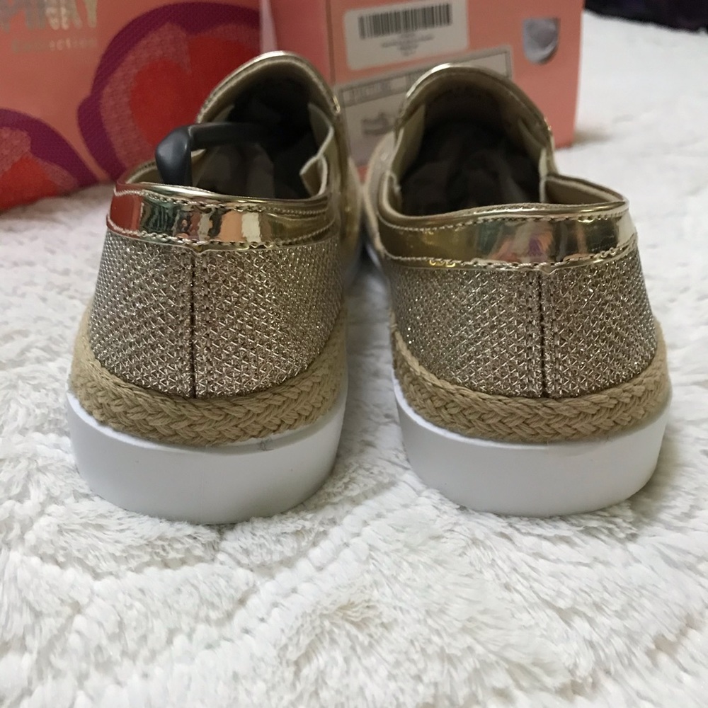 👟 Via Pinky Collection Gold Winnie Sneakers - Picture 11 of 16